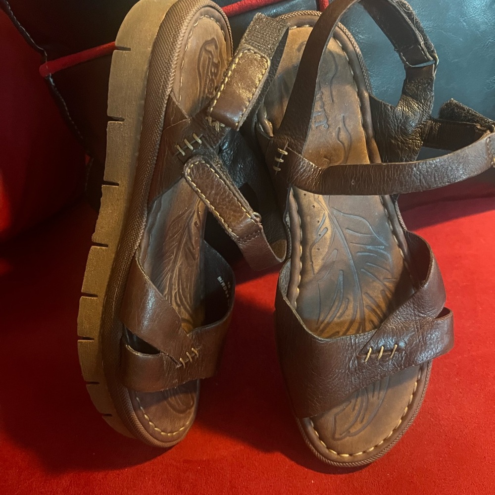 Born Tierra Brown Leather Sandals